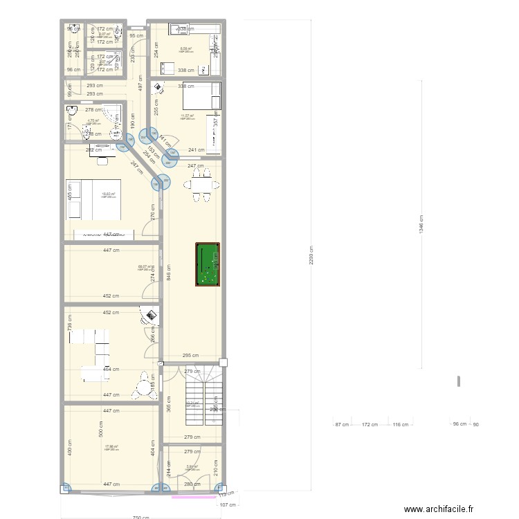 Fama's Home. Plan de 11 pièces et 152 m2
