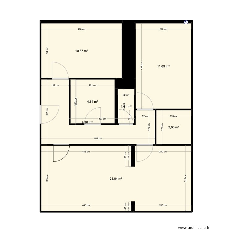 DG1. Plan de 9 pièces et 67 m2