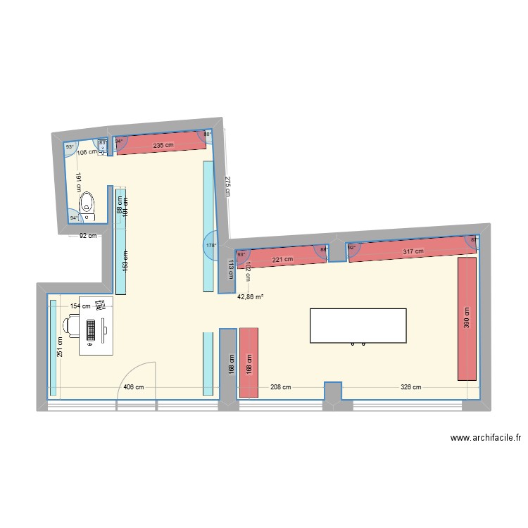 3 couronnes. Plan de 1 pièce et 43 m2