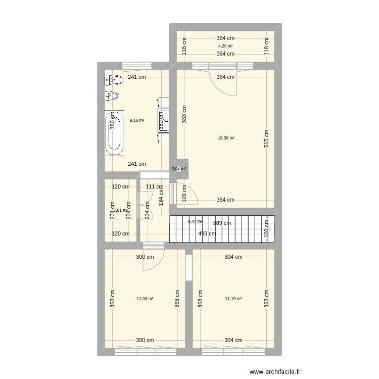 Maison - Etage. Plan de 8 pièces et 63 m2