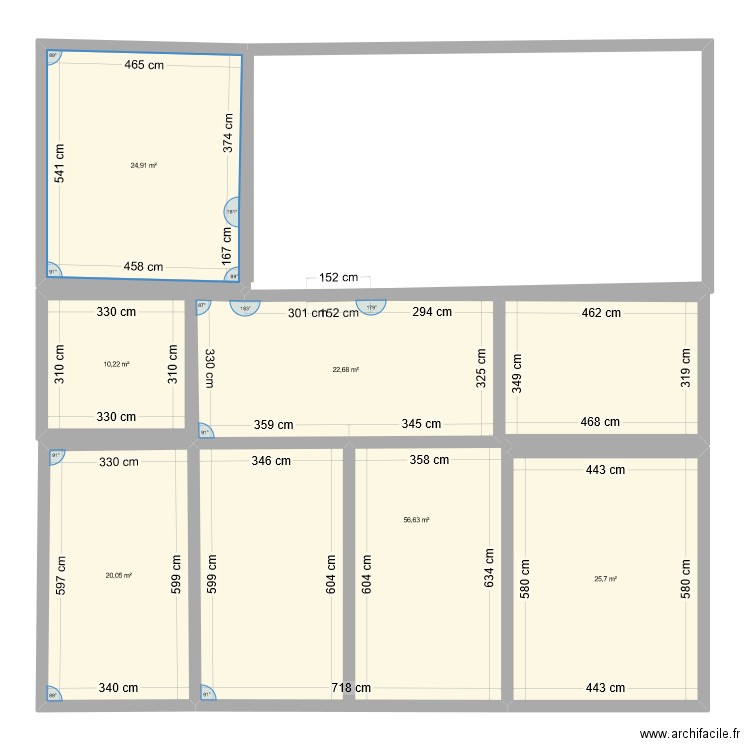 PLAN 4. Plan de 6 pièces et 160 m2