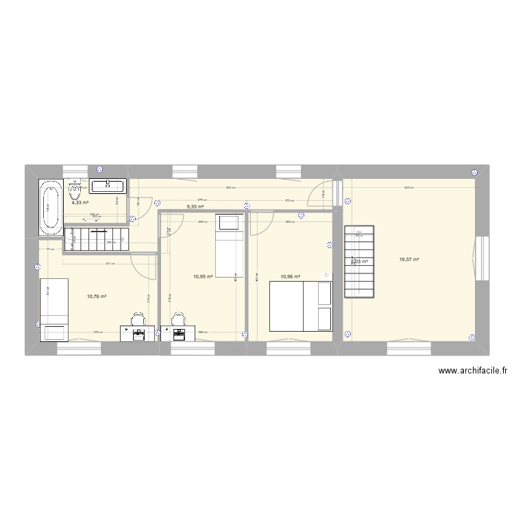 atelier 1er. Plan de 7 pièces et 70 m2