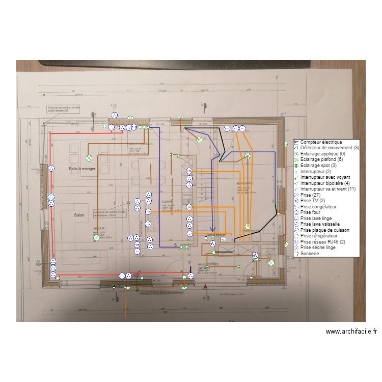 rez de chaussé. Plan de 0 pièce et 0 m2