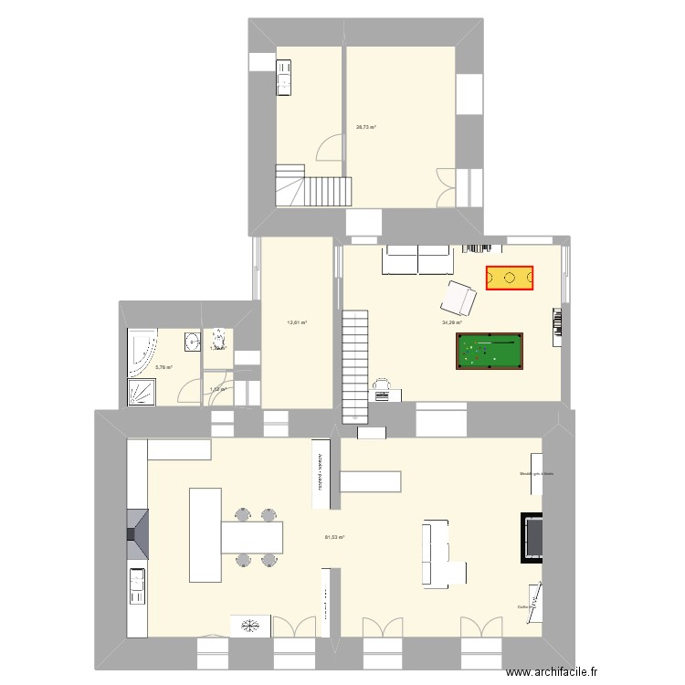 Aucey. Plan de 7 pièces et 165 m2