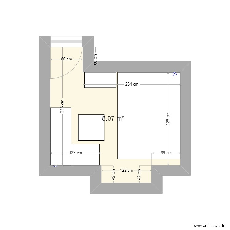 Chambre (M). Plan de 1 pièce et 8 m2