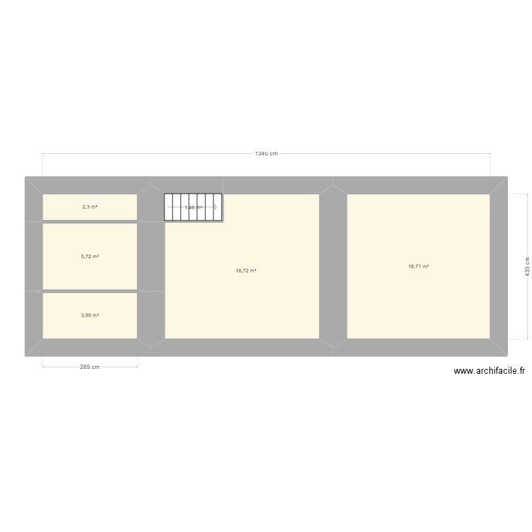 Doyamboure. Plan de 9 pièces et 91 m2