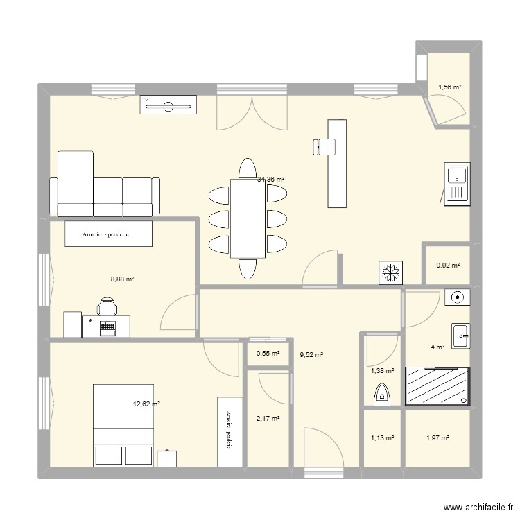 Math. Plan de 12 pièces et 79 m2