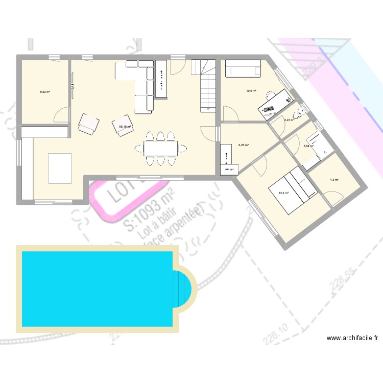 Garage mitoyen. Plan de 11 pièces et 238 m2