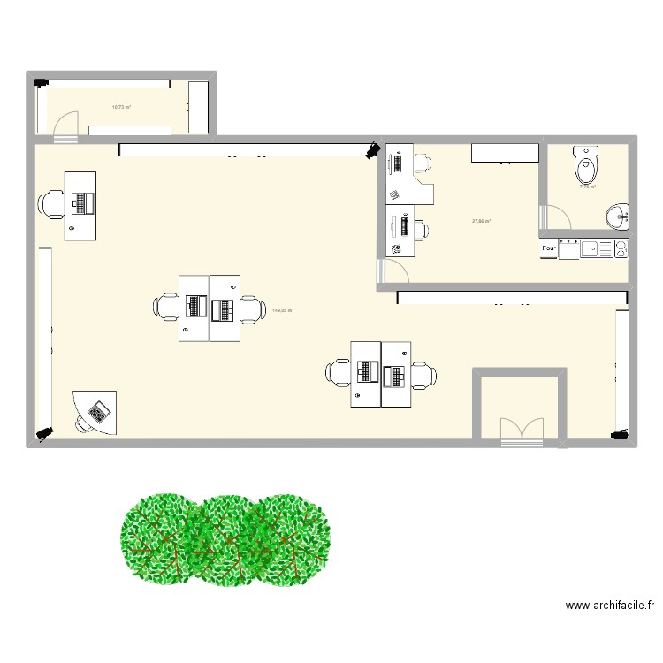 ORANGE STORE. Plan de 4 pièces et 195 m2