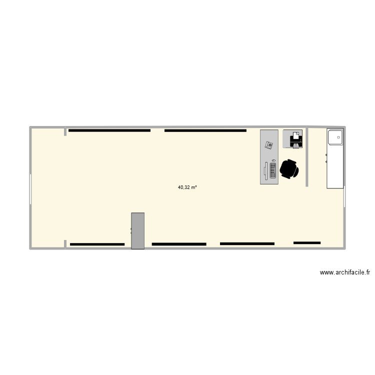 magasin 2024. Plan de 1 pièce et 40 m2