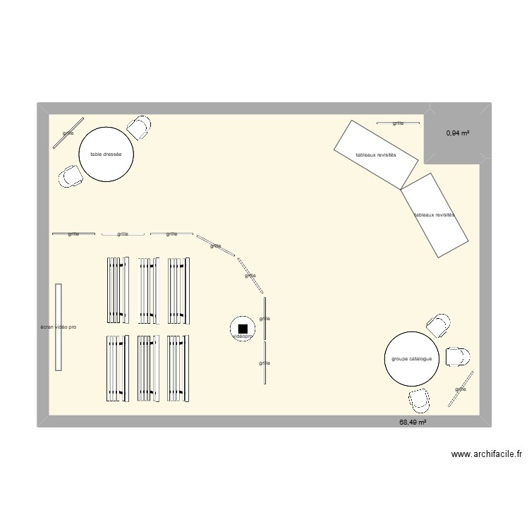 expo a table. Plan de 2 pièces et 69 m2