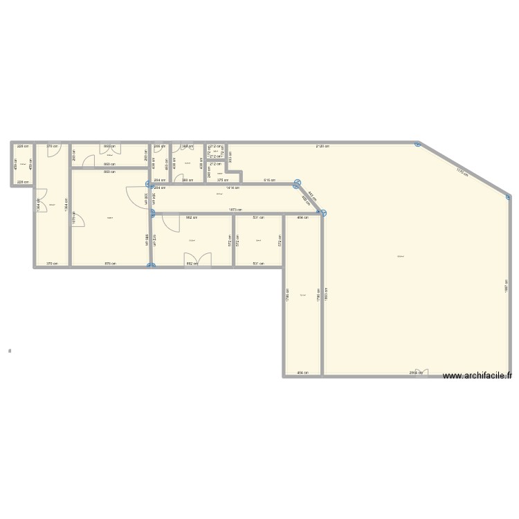 maison. Plan de 12 pièces et 971 m2