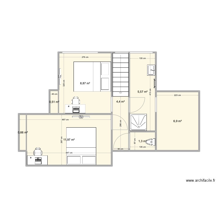 kine etage. Plan de 8 pièces et 40 m2