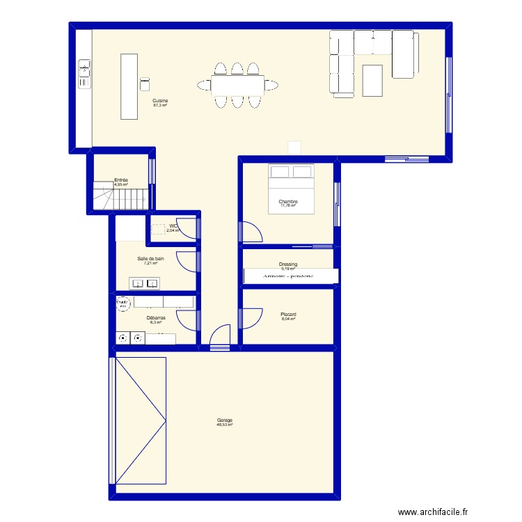 maison. Plan de 9 pièces et 181 m2