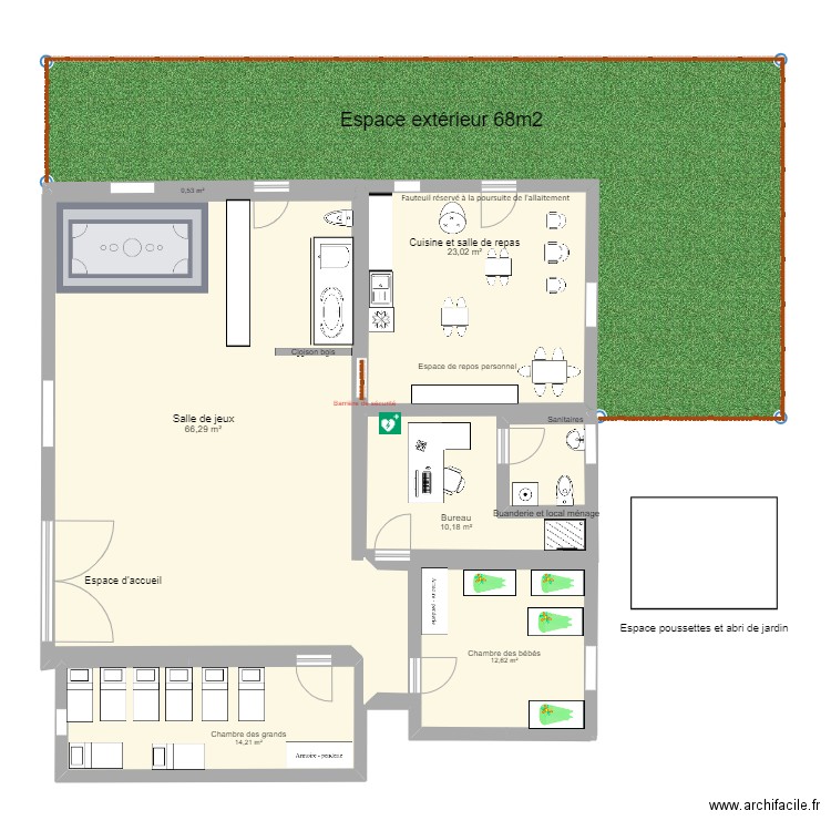 creche. Plan de 8 pièces et 132 m2