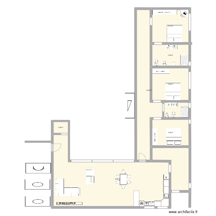 Anibal Cordoba. Plan de 7 pièces et 180 m2