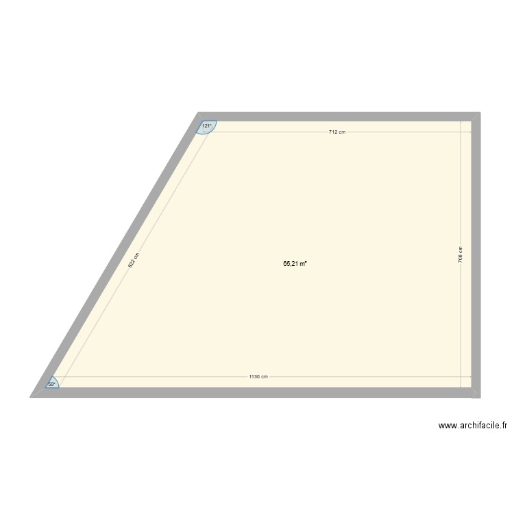 230 pt. Plan de 1 pièce et 65 m2