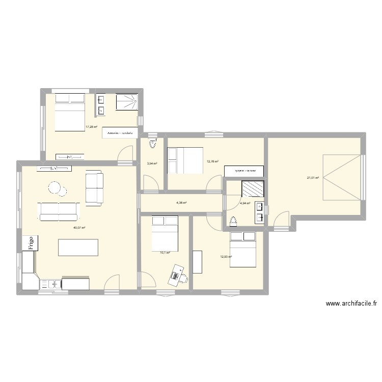 MAISON SUR TERRAIN. Plan de 9 pièces et 127 m2