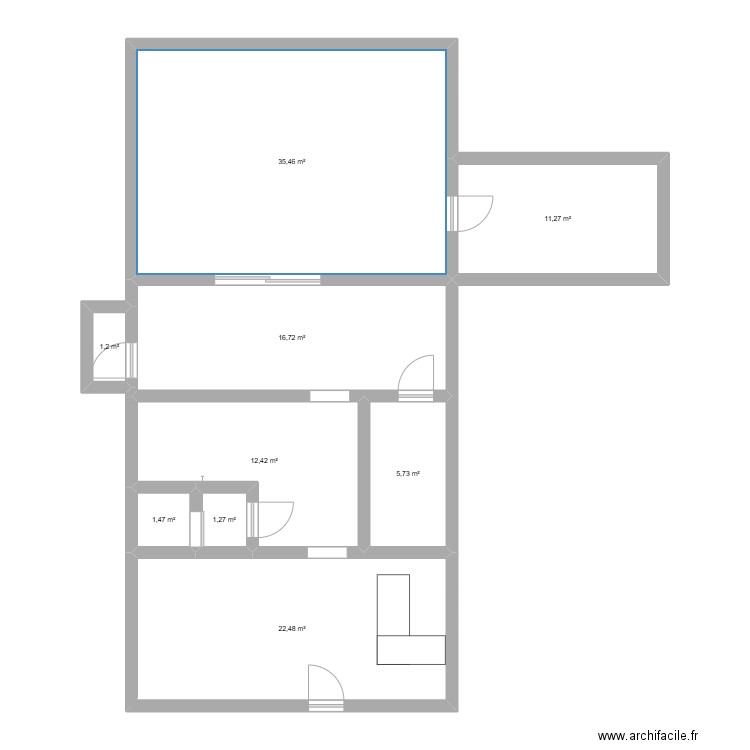 locaux Corte . Plan de 9 pièces et 108 m2