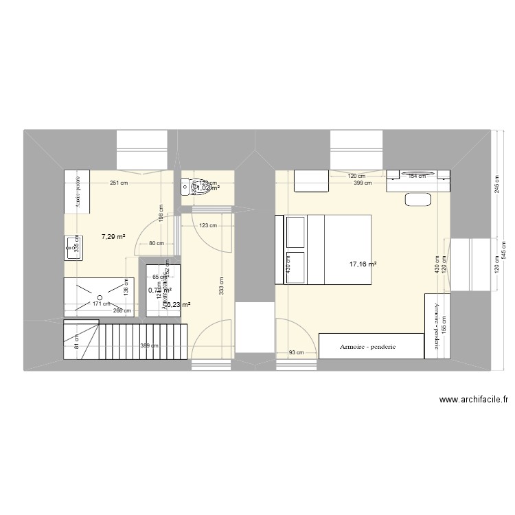 1er Etage. Plan de 5 pièces et 32 m2