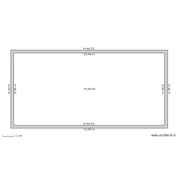 studio vide 12.45 / 5.95. Plan de 0 pièce et 0 m2