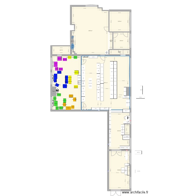 Laudinat  detail. Plan de 12 pièces et 245 m2