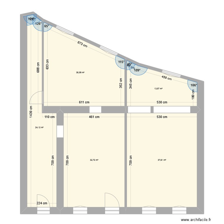 AUBERGE_TEST. Plan de 5 pièces et 138 m2