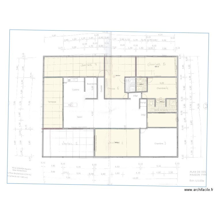 Maison Guyane. Plan de 6 pièces et 135 m2