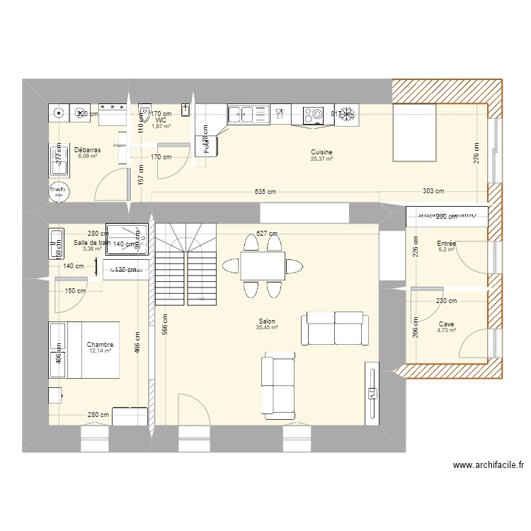 Villeneuve n°2. Plan de 8 pièces et 94 m2