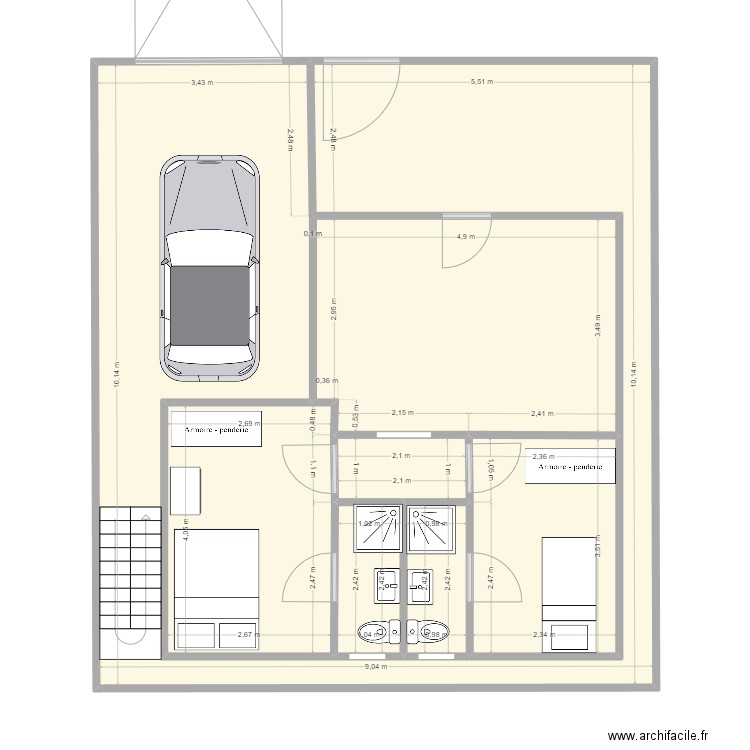 togo. Plan de 7 pièces et 134 m2