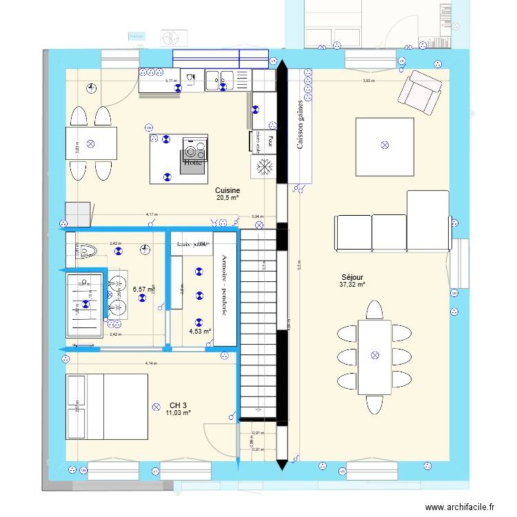 mars 25. Plan de 16 pièces et 180 m2