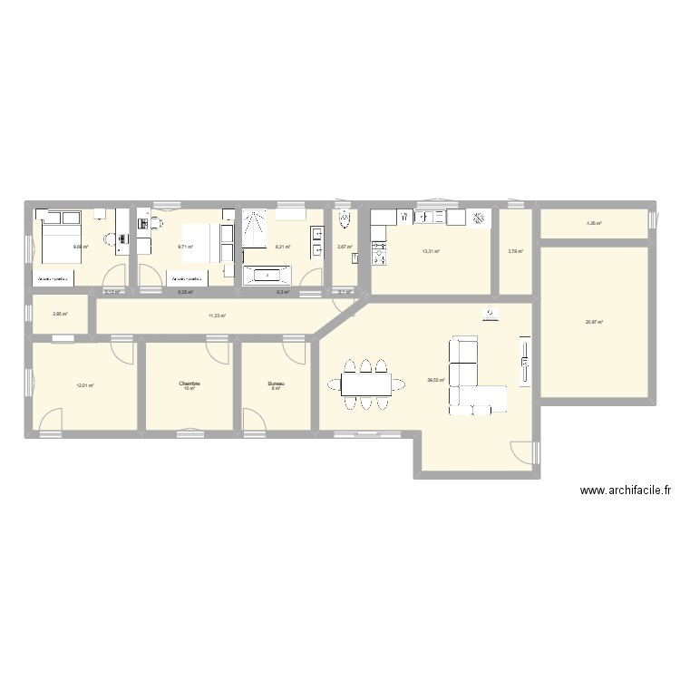 maison. Plan de 18 pièces et 157 m2