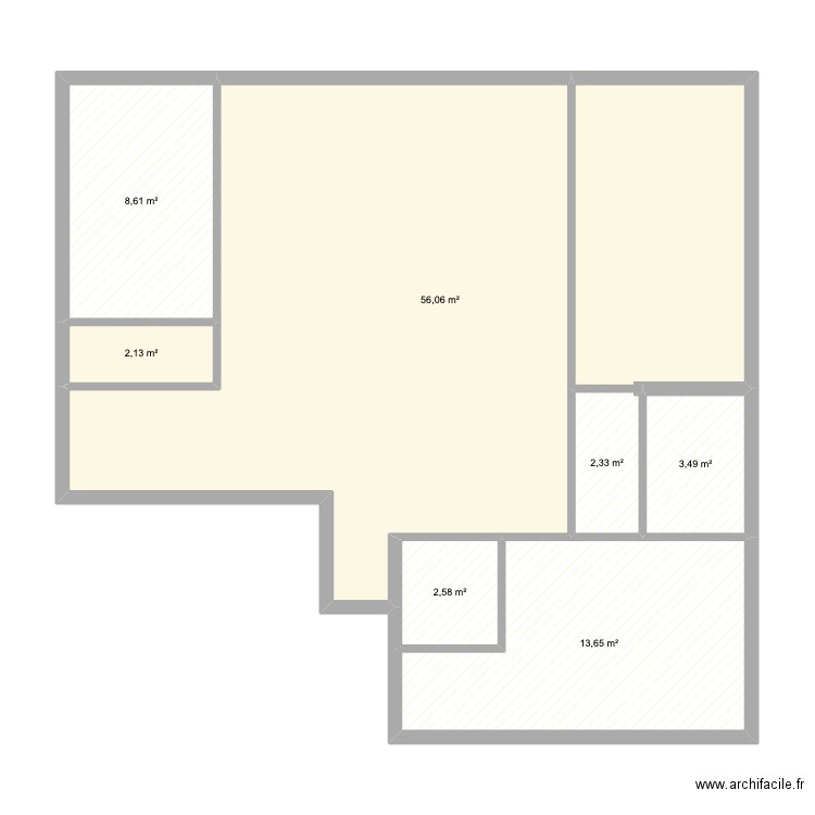 DR 2. Plan de 7 pièces et 89 m2