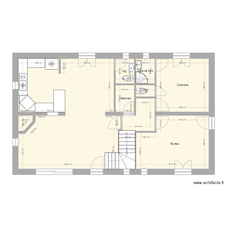 Sarlat RDC. Plan de 9 pièces et 85 m2