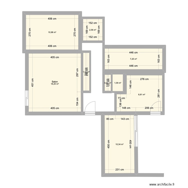 appartement Benji. Plan de 9 pièces et 61 m2