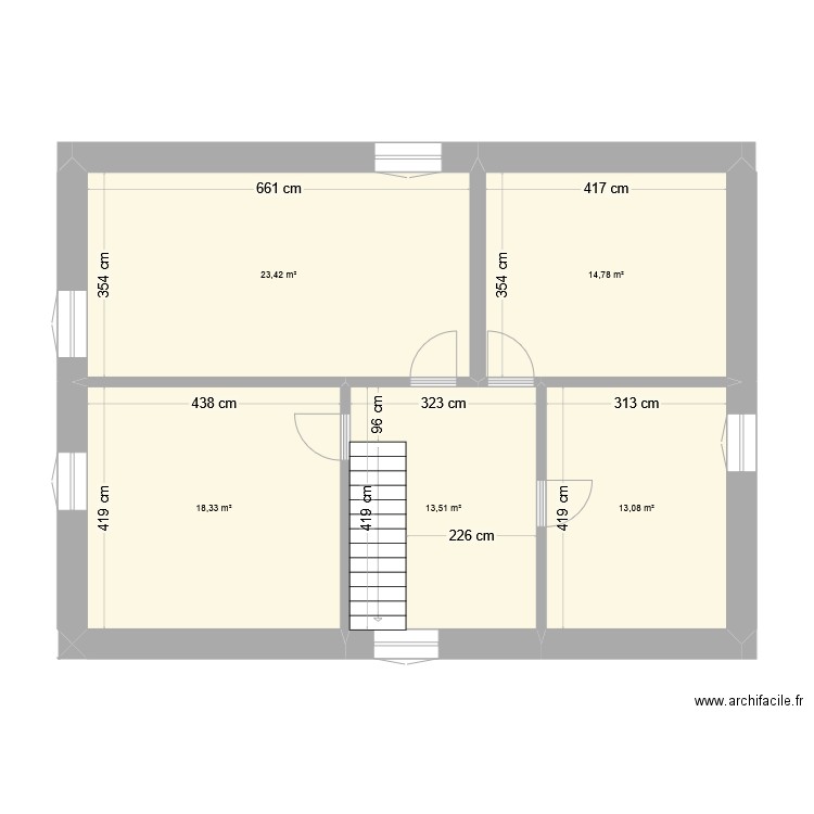 Plan RD. Plan de 5 pièces et 83 m2