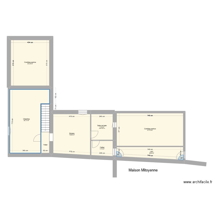 SARLE ETA. Plan de 8 pièces et 121 m2