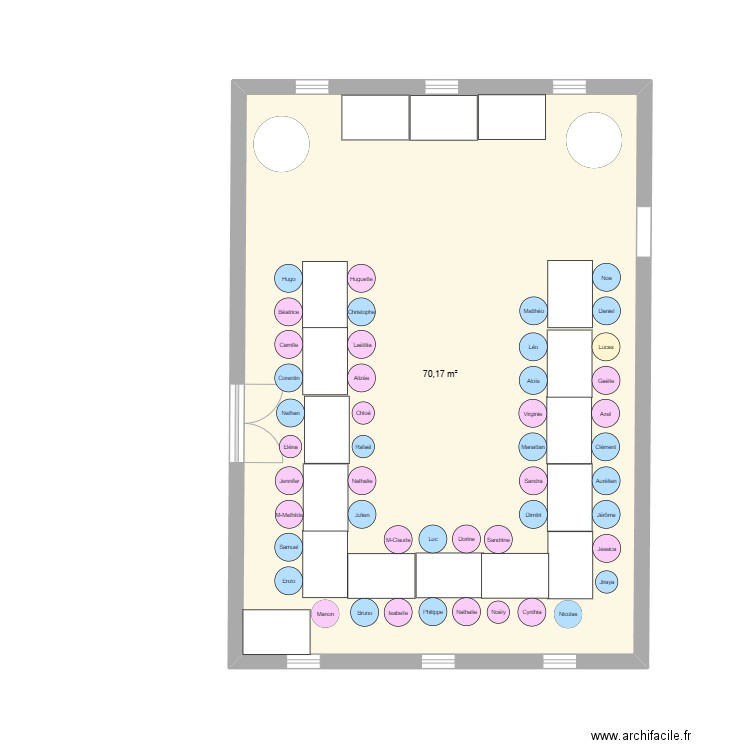 anniv Lucas 18 ans. Plan de 1 pièce et 70 m2