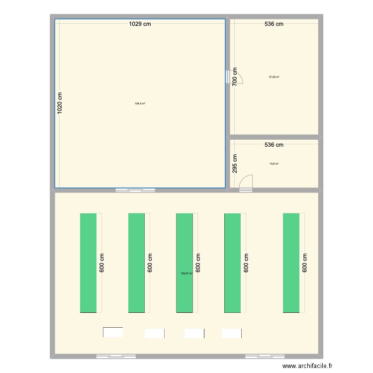 plan de magasin. Plan de 4 pièces et 313 m2