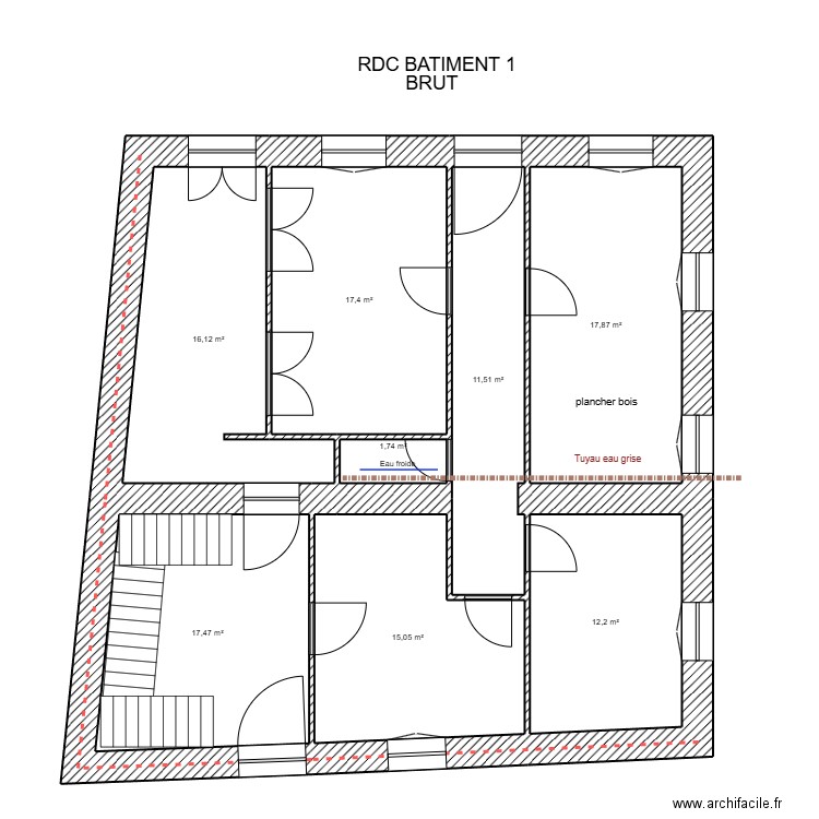 rdc Bâtiment 1.1. Plan de 8 pièces et 109 m2