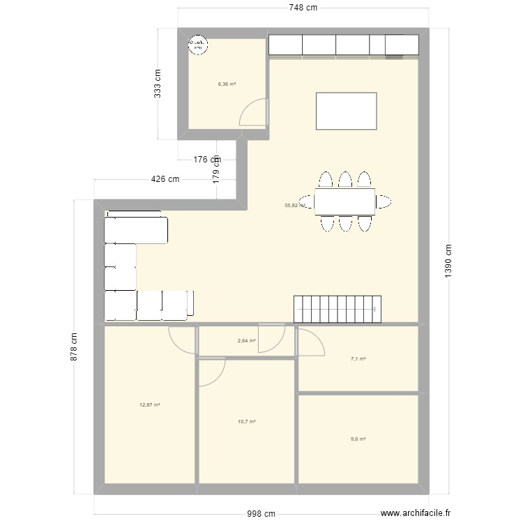 terradas. Plan de 7 pièces et 105 m2