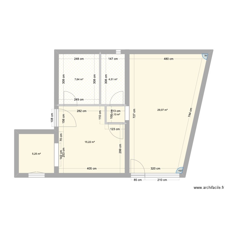 local proV2. Plan de 6 pièces et 63 m2