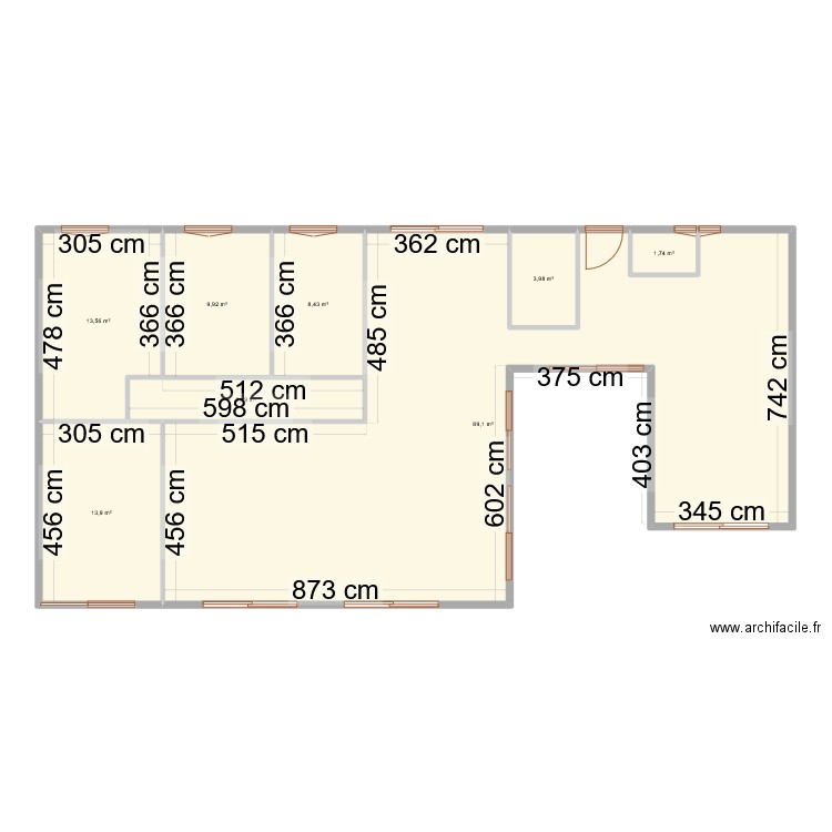 Faisans. Plan de 8 pièces et 147 m2