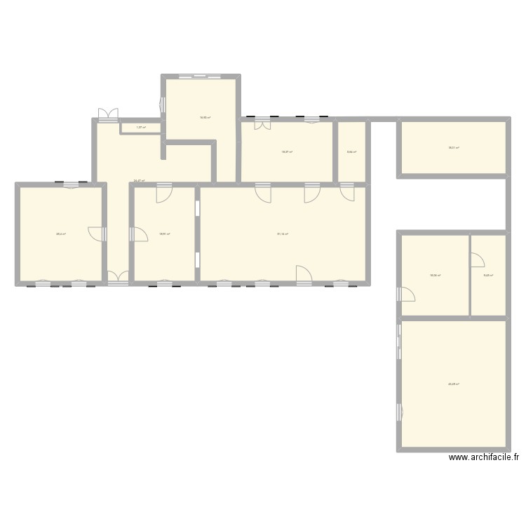 Rethondes rdc. Plan de 12 pièces et 251 m2