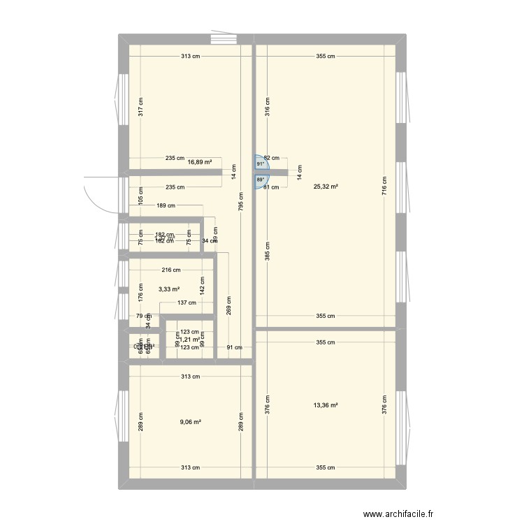 Plan M.HOCHE. Plan de 8 pièces et 71 m2