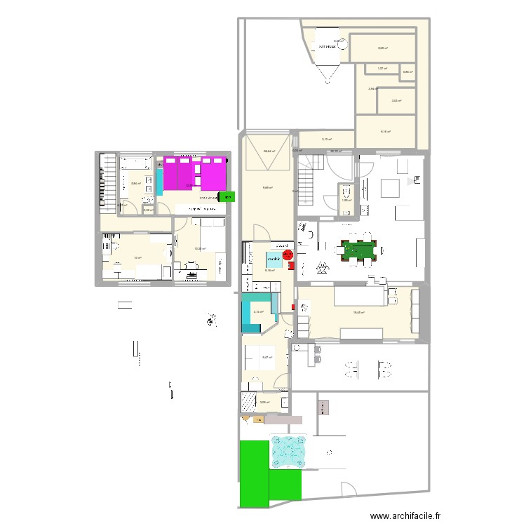 maison test. Plan de 25 pièces et 140 m2