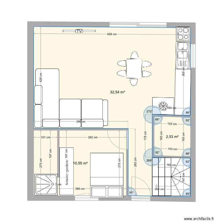 Rdc HC. Plan de 3 pièces et 46 m2