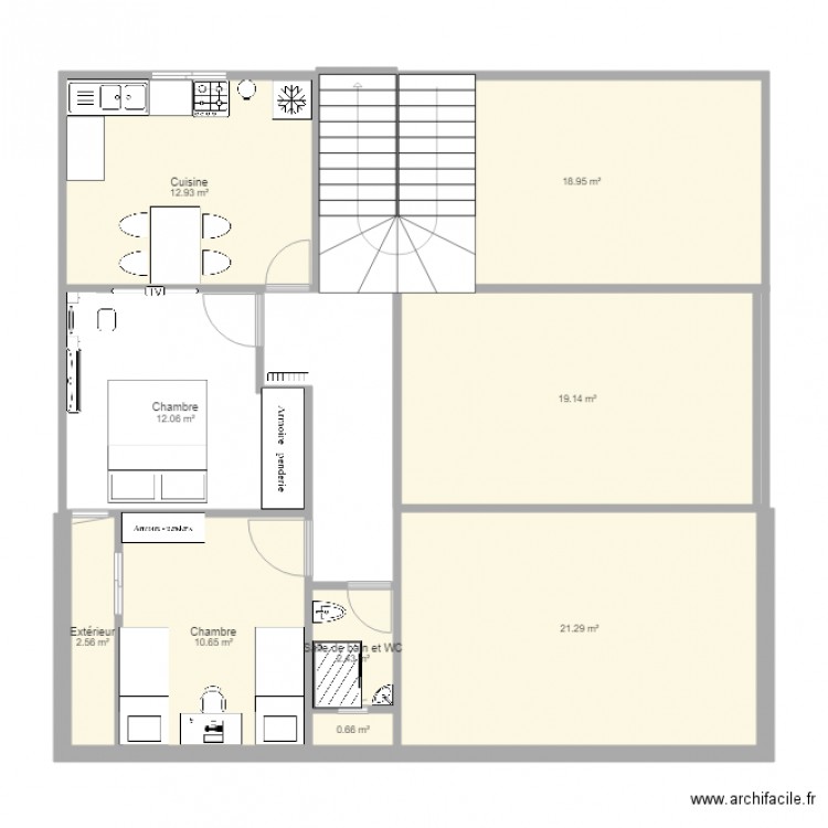 sofi. Plan de 9 pièces et 101 m2