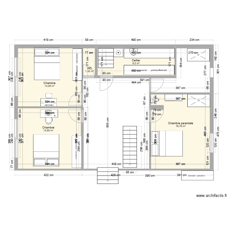 Ecuries. Plan de 5 pièces et 55 m2