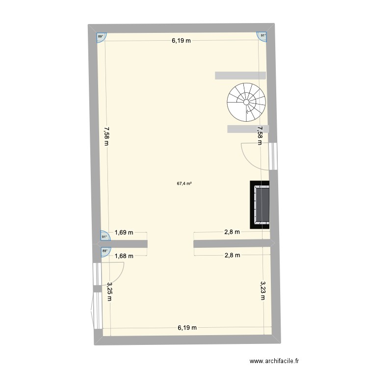 Alezan - Salle Principale. Plan de 1 pièce et 67 m2